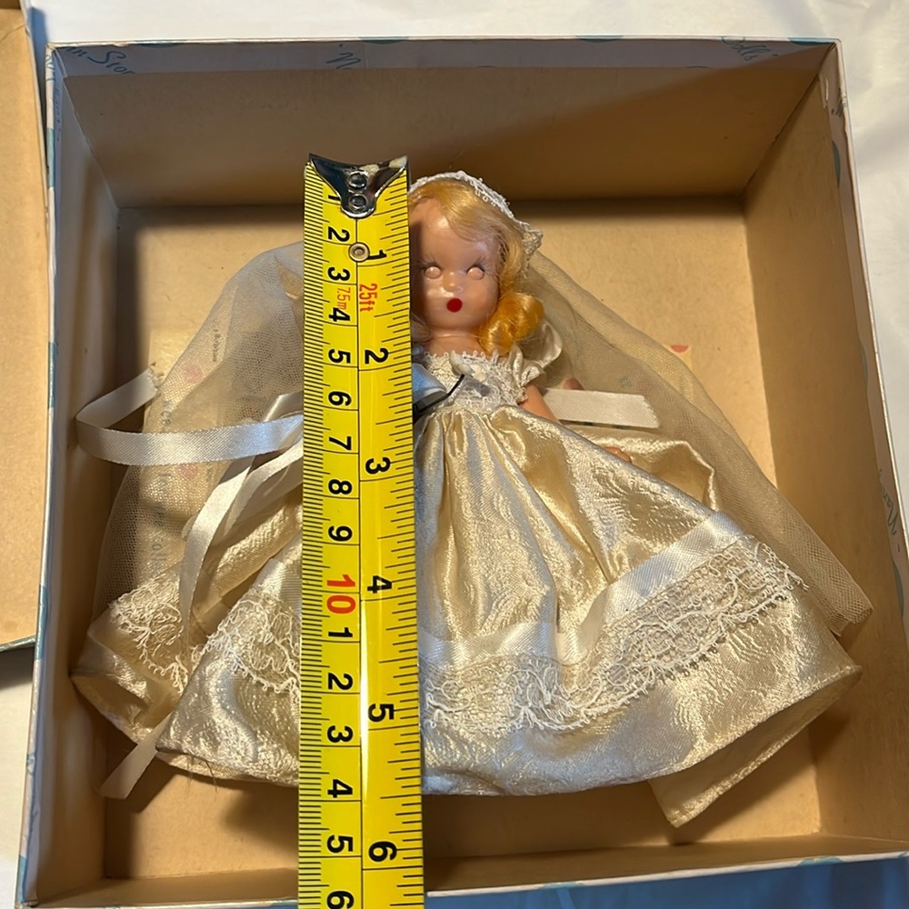 BRIDE #86 Nancy Ann Storybook Dolls - Picture 16 of 16